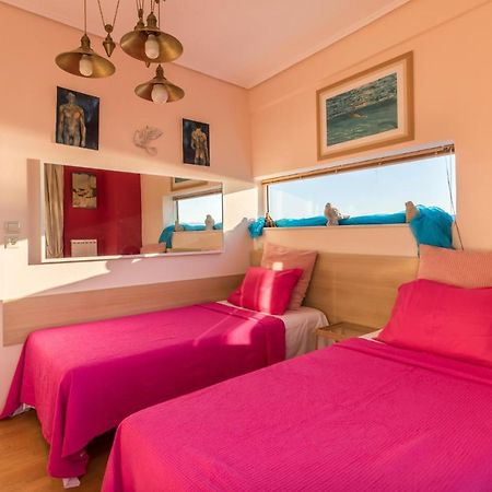 A Luxury Maisonette With Sea View 피레아스 외부 사진
